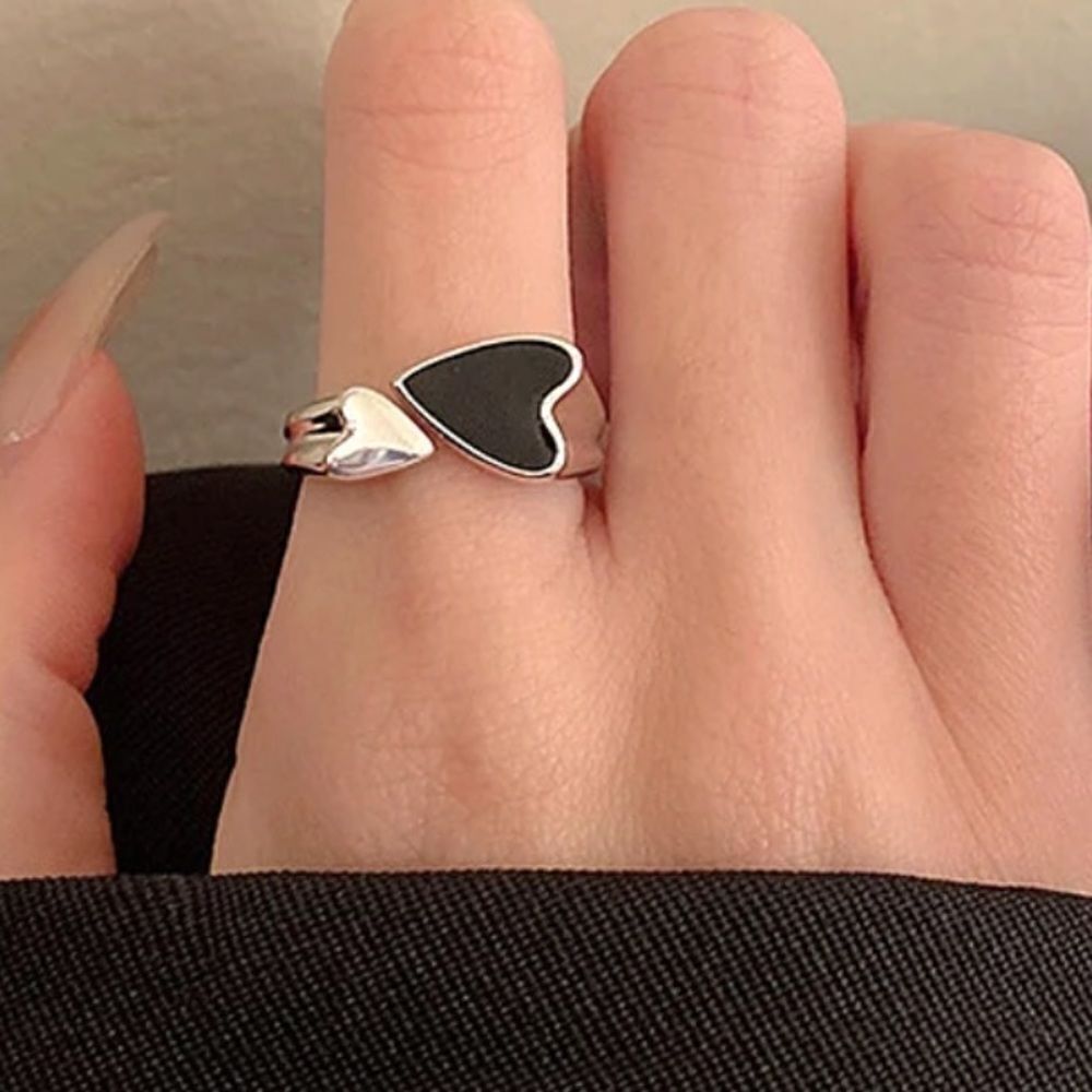 Dark Hearts Silver Tone Black Enamel Heart Punk Emo Goth Adjustable Ring NWOT